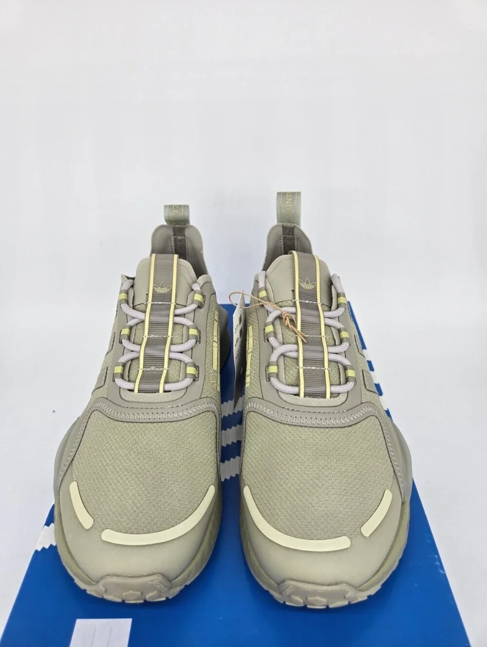 Adidas Women's NMD R1 V3 GZ2134 Feather Grey Sandy Beige Running Shoes Size 6